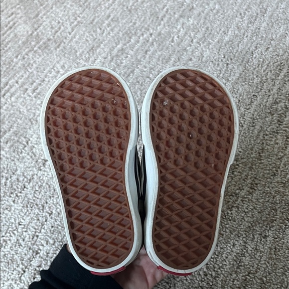Vans Toddler Tan Leopard Slip-On Sneakers - Picture 4 of 6